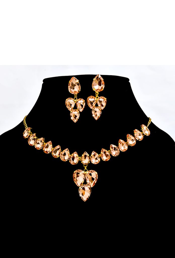 Aapnam Royal Design Crystal Necklace