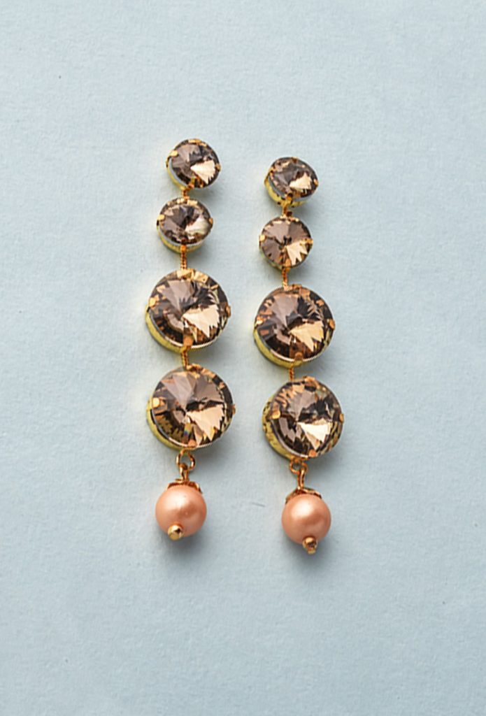 Aapnam Gold Stone Earrings